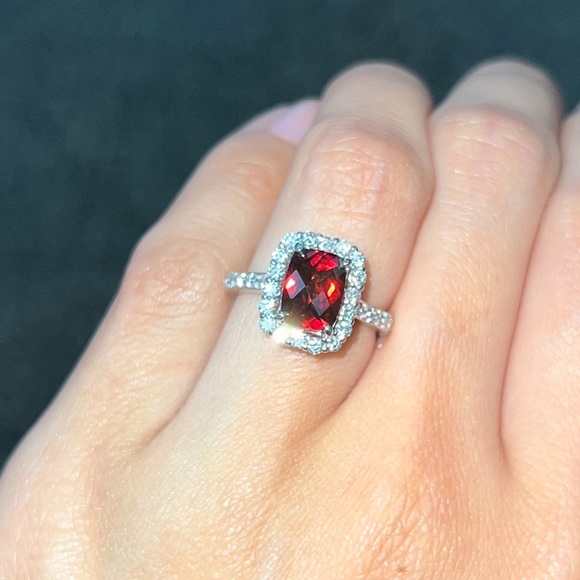 Diamond ring - Picture 5 of 8